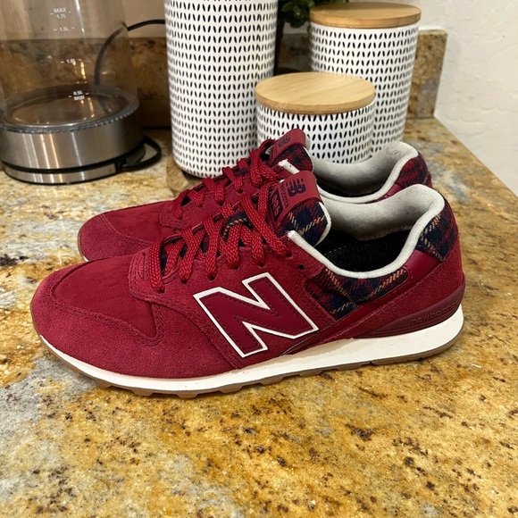 New Balance 996 size 7 - Picture 3 of 9